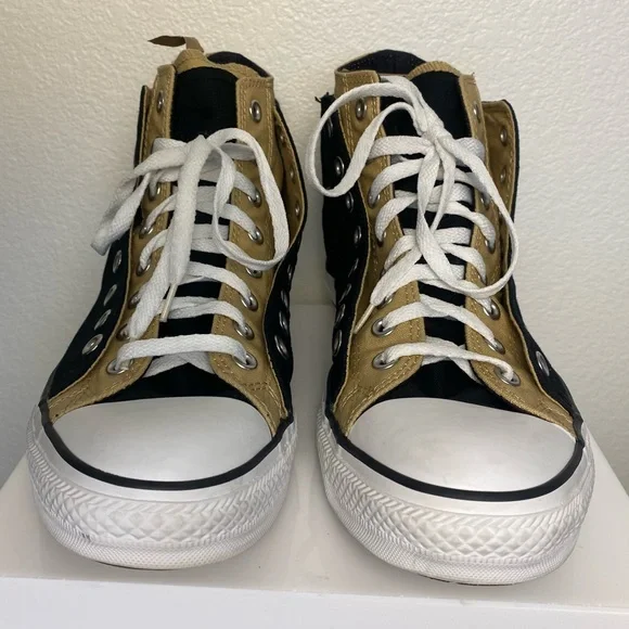 EUC Converse Chuck Taylor All Star High Tops Black and Tan Size M11, W13 - Picture 2 of 10
